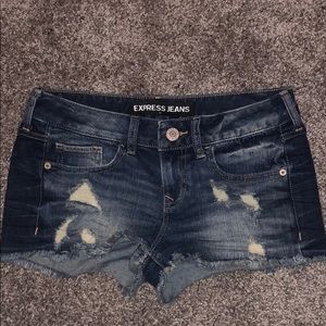 EXPRESS JEAN SHORTS!!Super cute & stretchy. Size 2